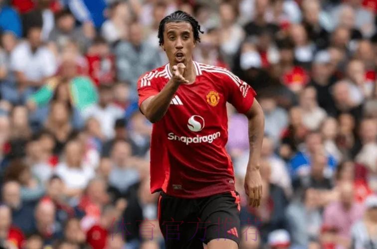 马卡:约罗加盟曼联后 皇马首要任务是续约门迪 马卡:约罗加盟曼联后 皇马首要任务是续约门迪